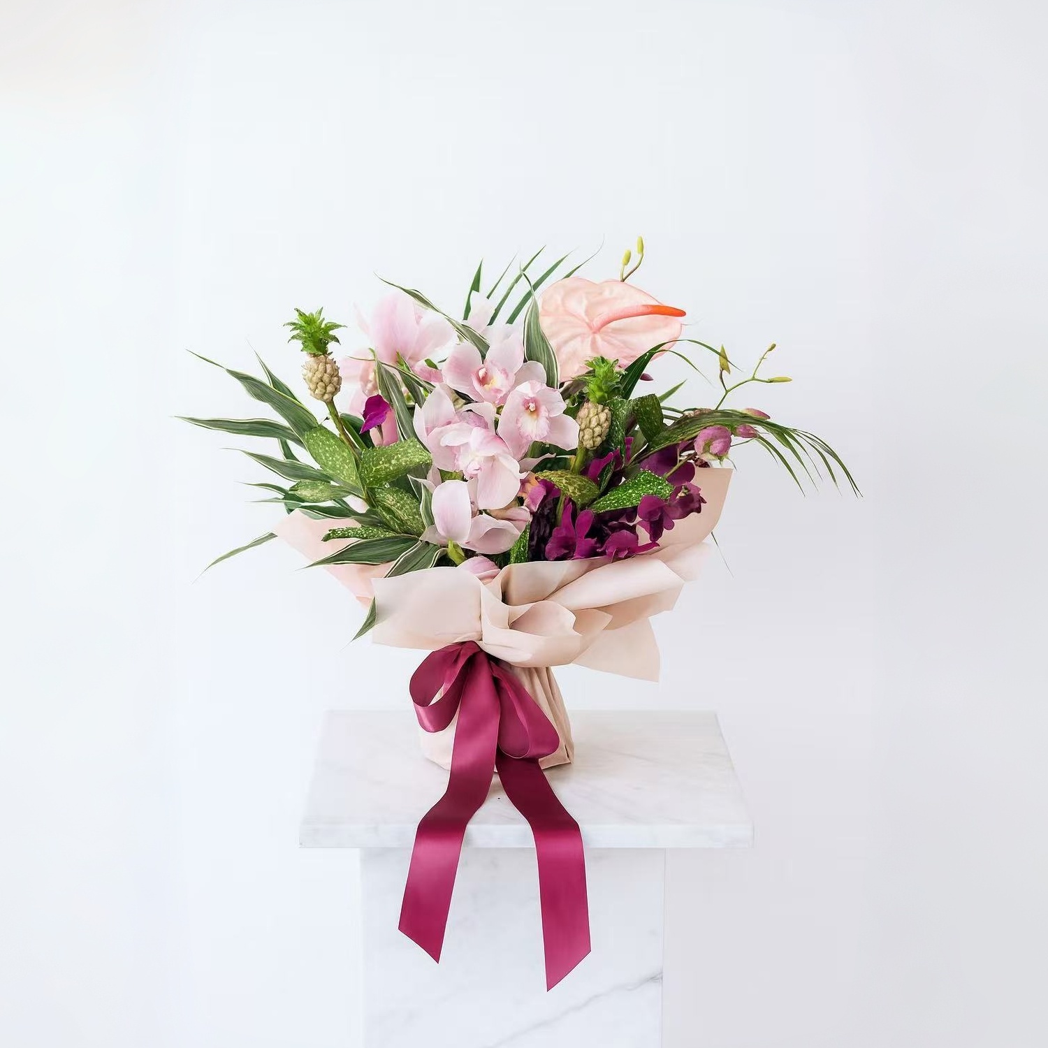 pink wrap pink ribb green pink wrap pink ribb green