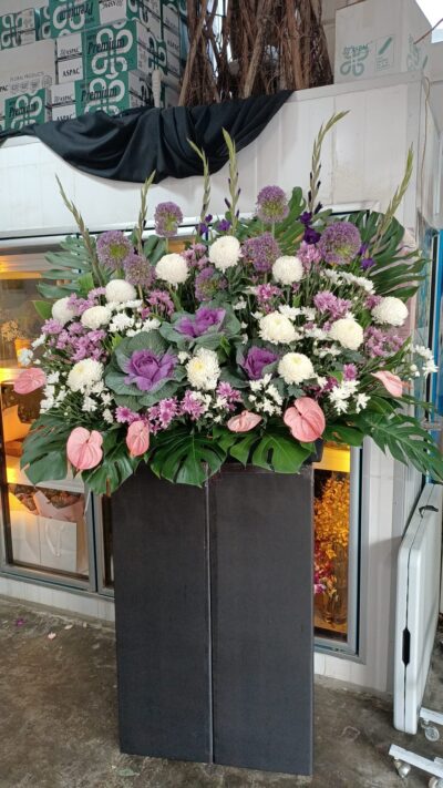 (Same-Day Delivery) Condolence Stands - Image 7
