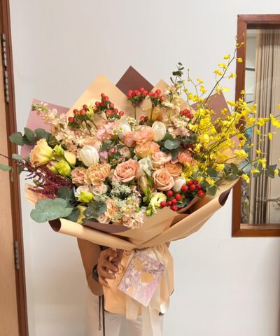 Cappuccino rose and White Tulip - Lola - Image 4