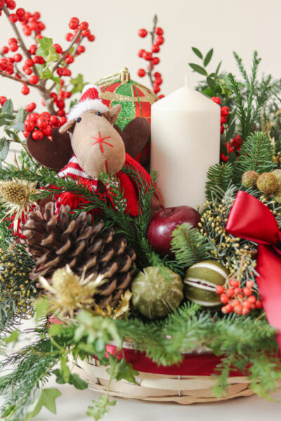 Rudolph's holiday basket - Image 2