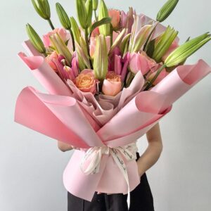 Rose and Lily Whisper