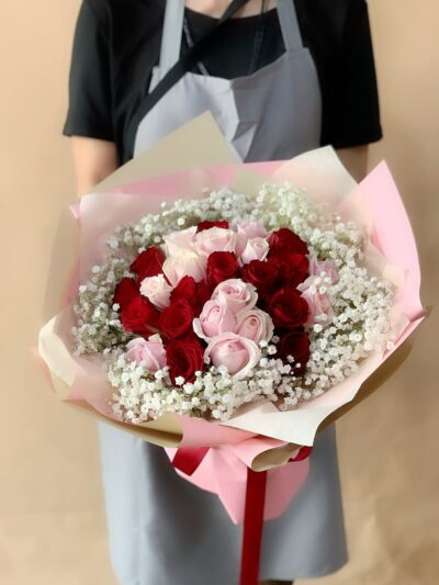 26 stalks pink and red roses - Embrace