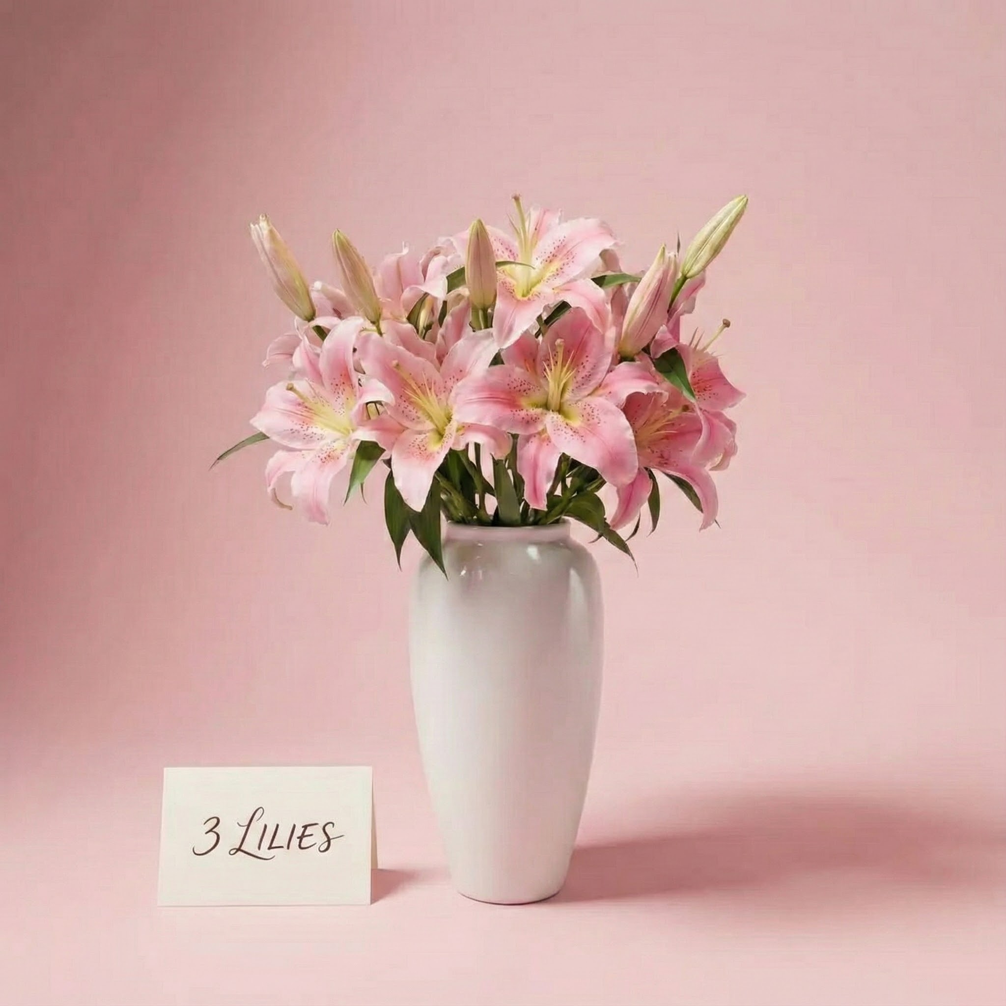 3SinglePetalLilies_Pink_Vase_Alt 3SinglePetalLilies_Pink_Vase_Alt