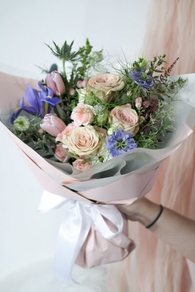 Cappuccino Roses and Elegance Brownie Tulips - Coffee Time - Image 4
